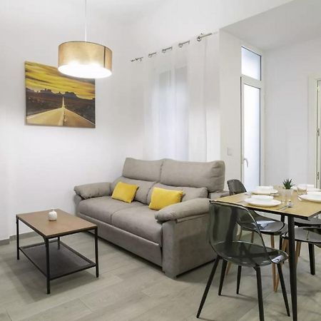 Fantastic Apartment In The Heart Of Alicante Exterior photo